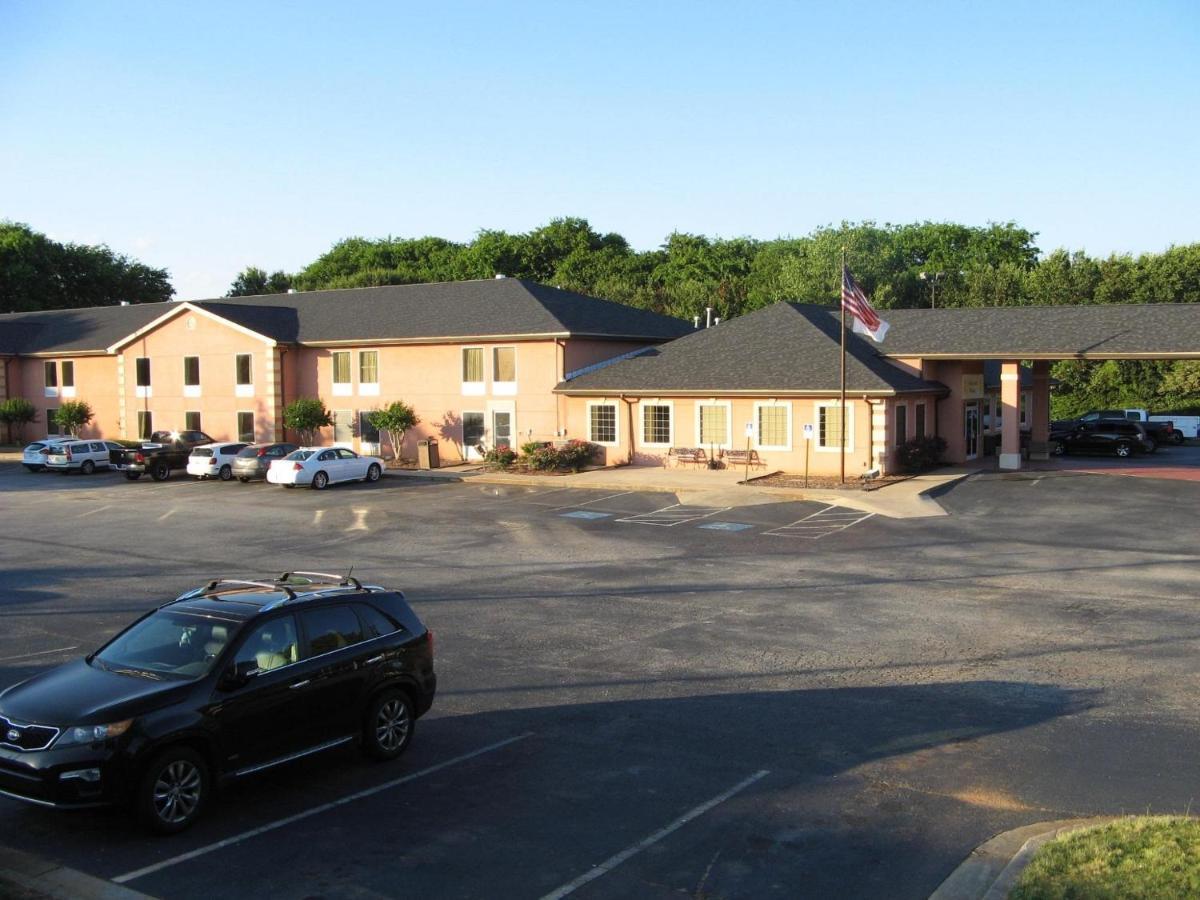 My Home & Suites Madison Ga Eksteriør billede